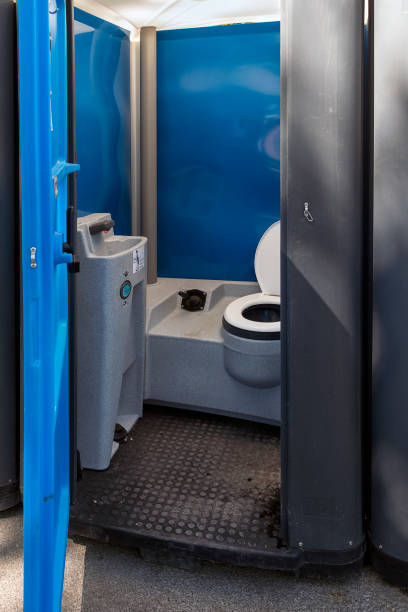 Best Portable restroom trailer rental  in Beaver Dam Lake, NY